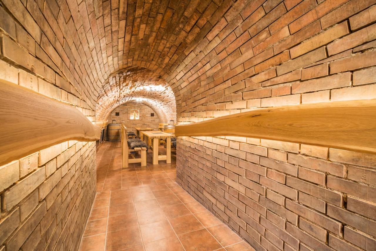 Vinný sklep Vinoza Velké Bílovice Exteriér fotografie